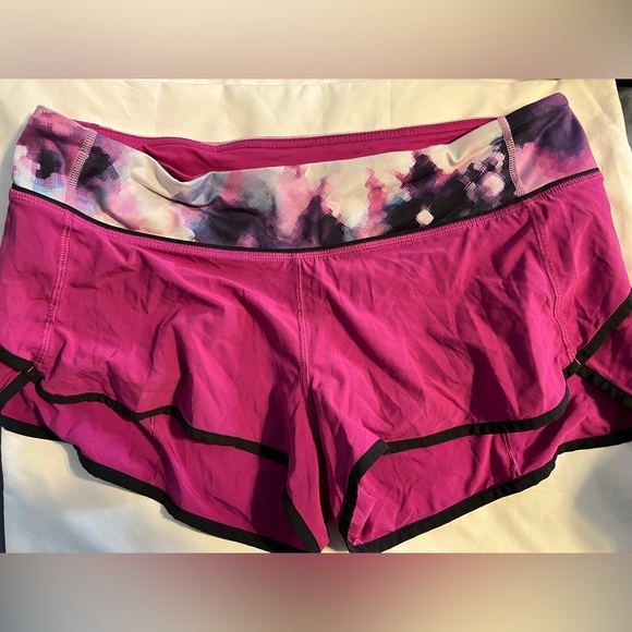Lululemon Speed Short Size 10 Raspberry Pink - Picture 4 of 10
